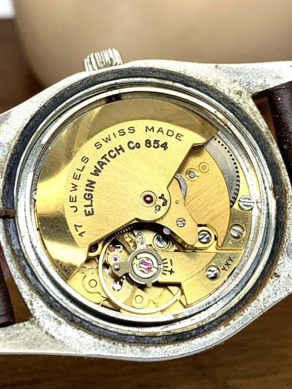 Elgin men watch